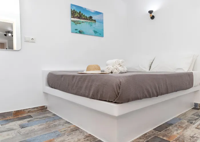 Depis Luxury アパート